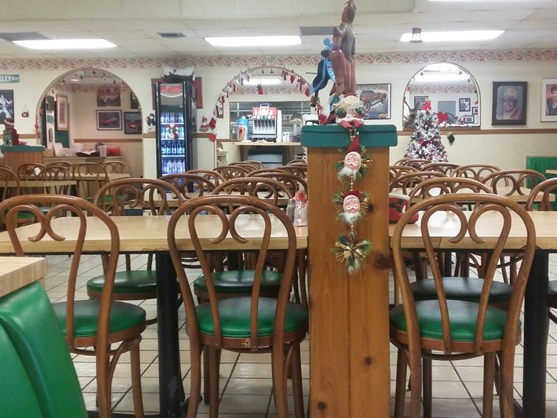 Taft Street Cafe interior